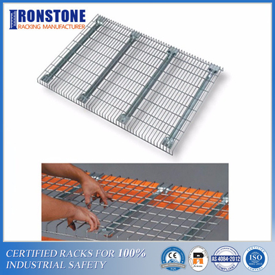 Deck de malha de arame de metal galvanizado em cascata soldada para porta-paletes