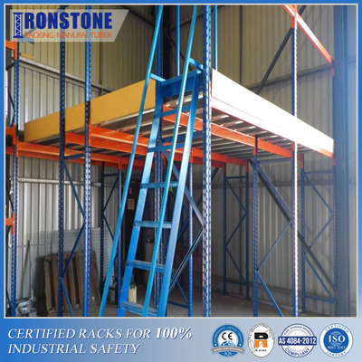 Sistema de armazenagem industrial de mezzanine de vários níveis